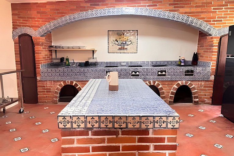 Suite entre árboles y fogata